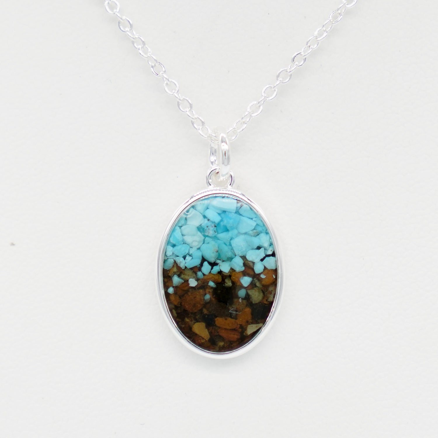Dune Jewelry Explorer Collection Oval Pendant Necklace