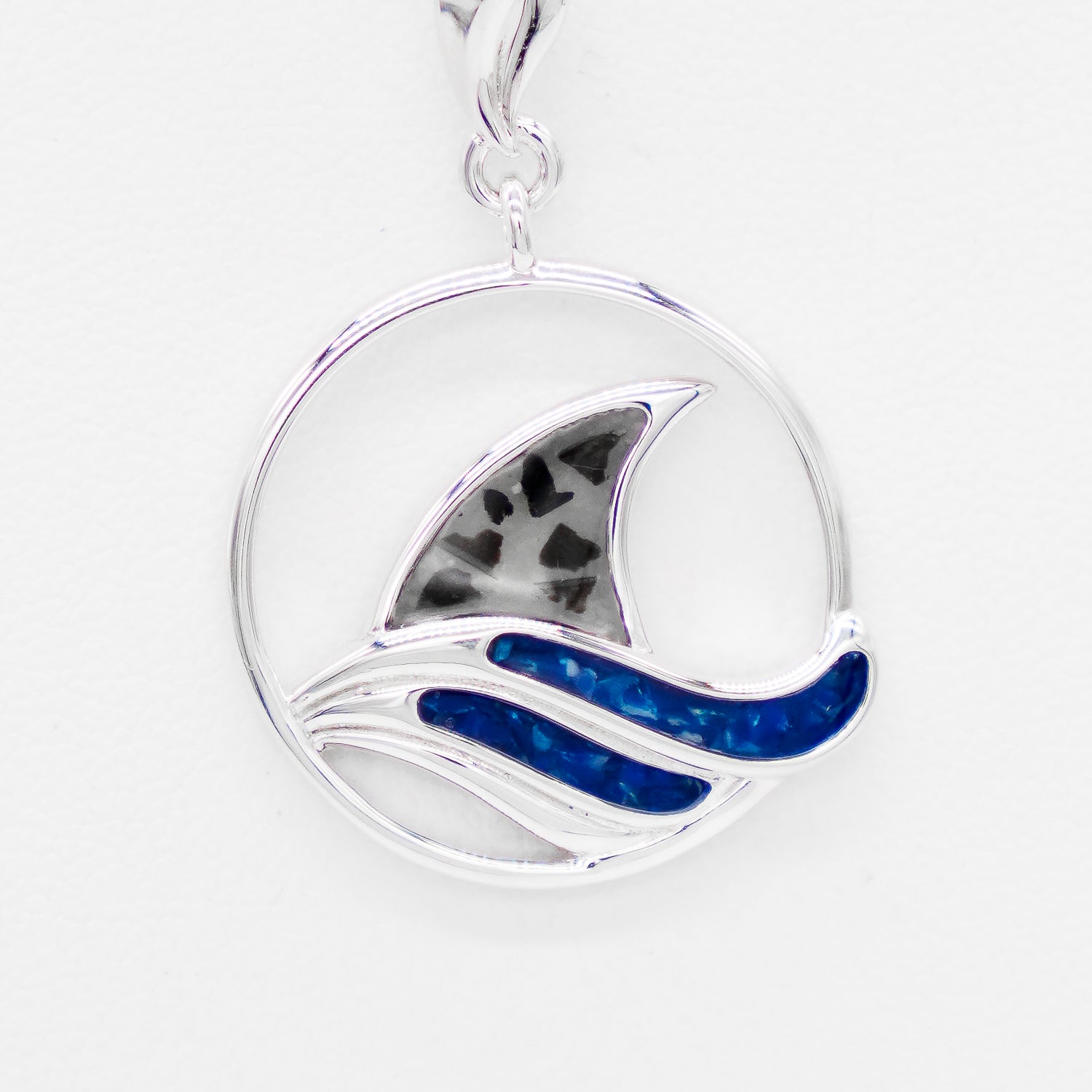 Dune Jewelry Shark Fine Sterling Silver Necklace