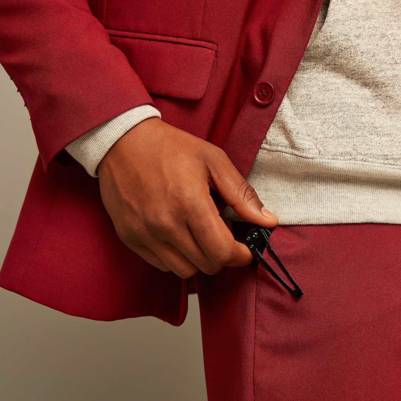 Deejo 37g Black Blade Ebony Wood Series Pocket Knife - Stealthy Elegance in Z40C13 Stainless Steel