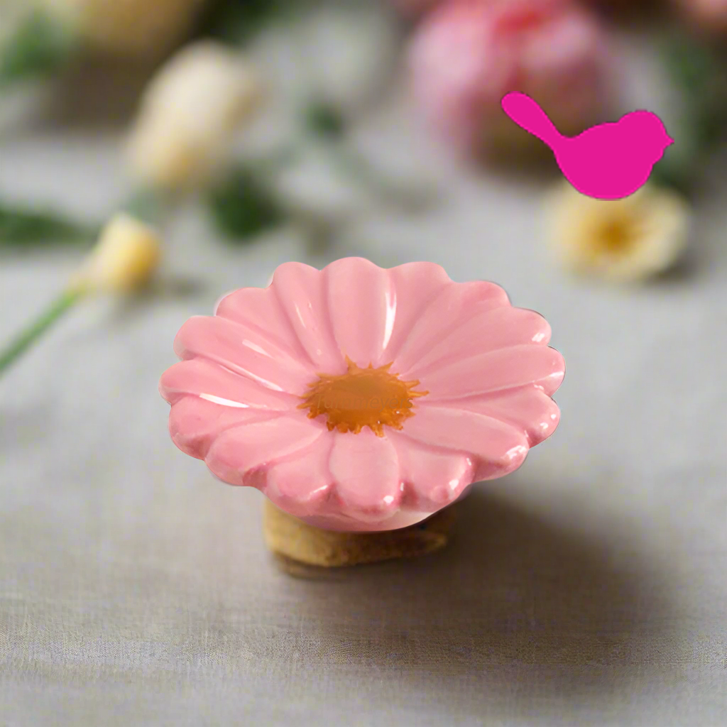 Nora Fleming Mini - Flower Power Gerber Daisy