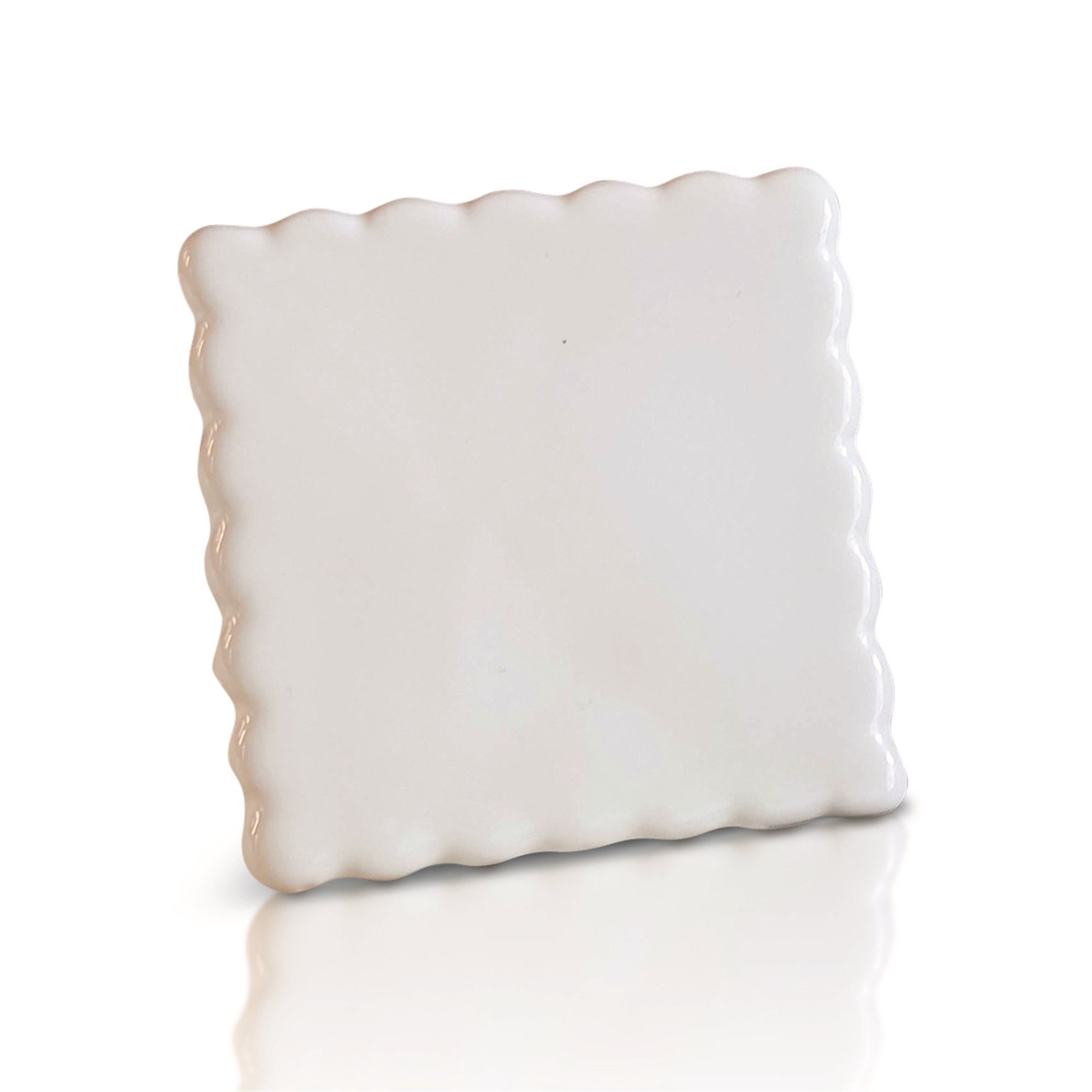 Nora Fleming Mini Writable Simple Scallop