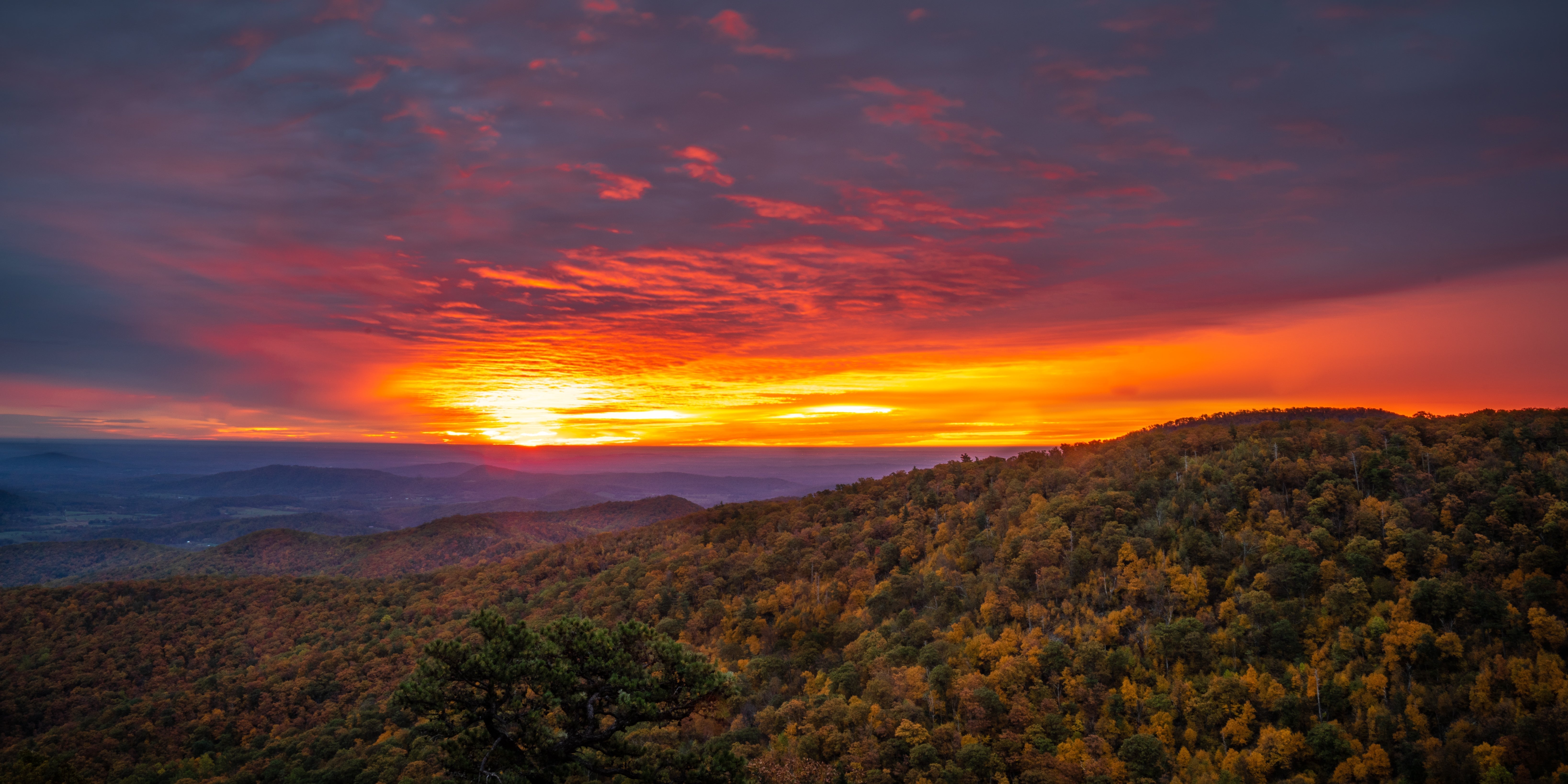 Behind the Scenes: Photographing Shenandoah National Park at Sunrise