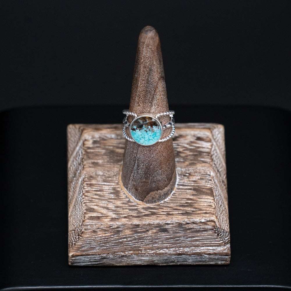 .925 Sterling Silver Boho Round Ring Gradient with Turquoise and Elements from the Shenandoah Riverbed