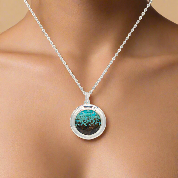 Explorer Collection Round Drop Necklace