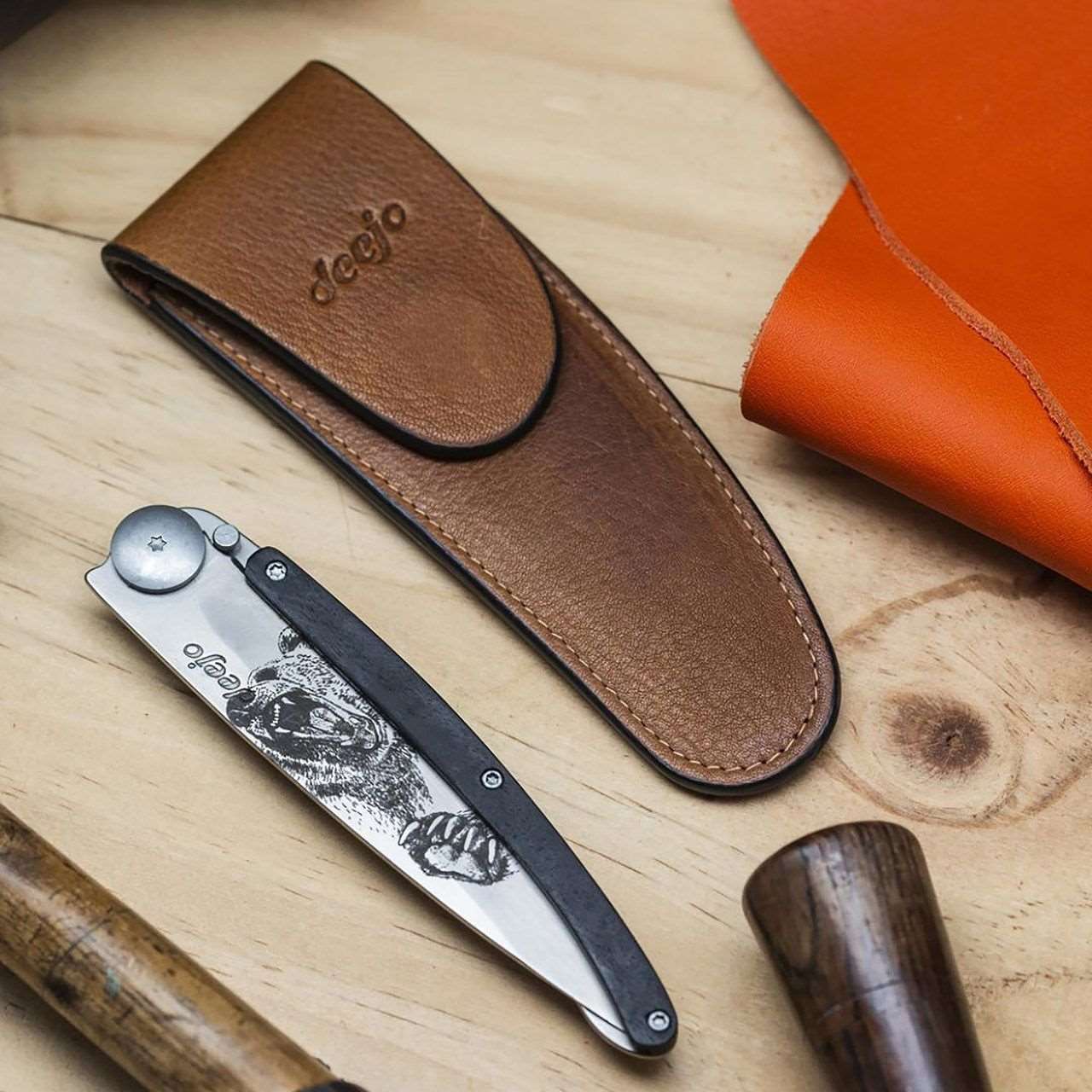Deejo Leather Belt Sheath for 37g Pocket Knives - Elegant Protection in Light Brown with Orange Stitching