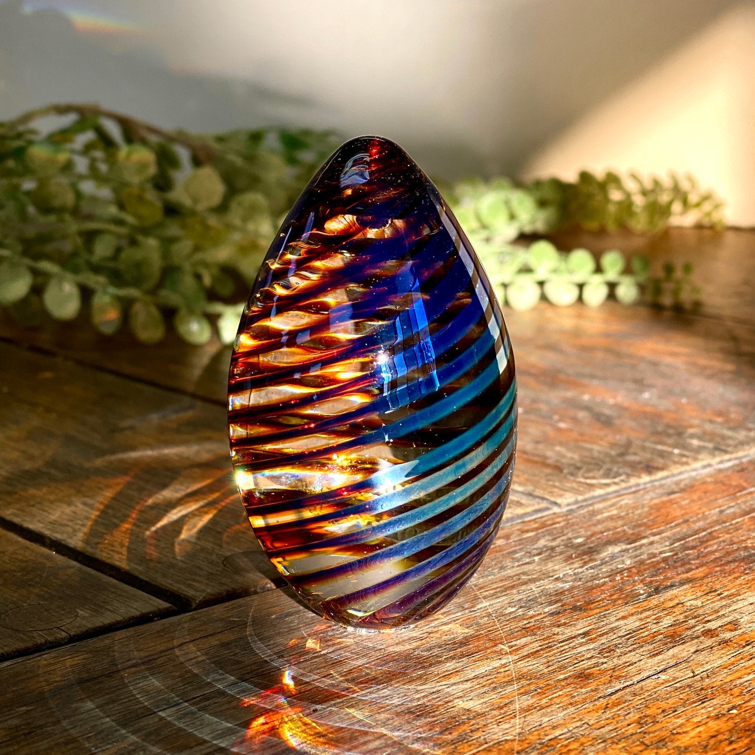 Exquisite Hand-Blown Glass Paperweights and Bowls | Glass Eye